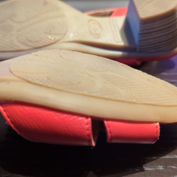 *HOST PICK* UK size 4 Worn ONCE Leather Sandals, Comfort Cushioned, RRP £49 - Picture 8 of 15